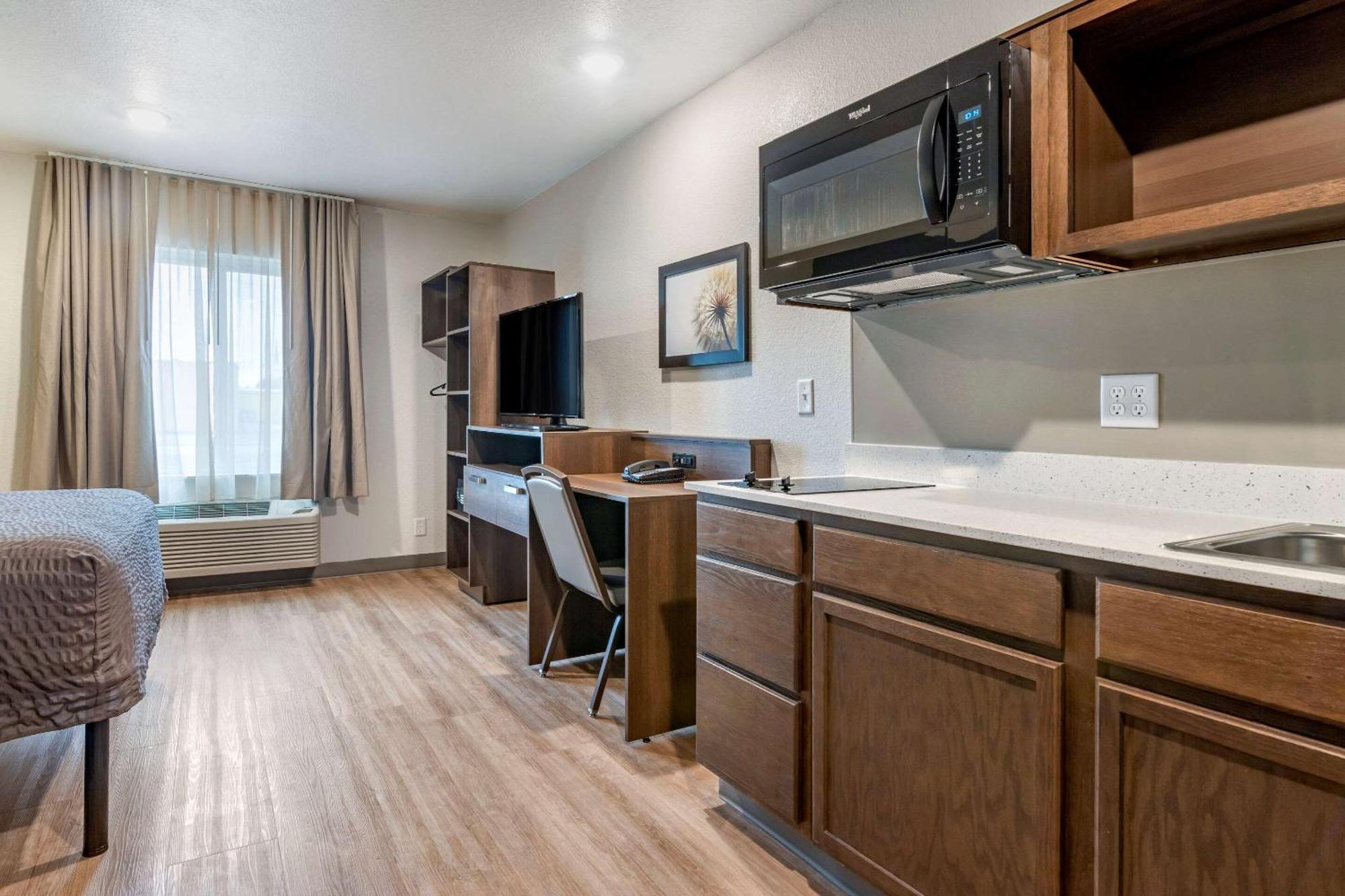 Woodspring Suites Brunswick Zewnętrze zdjęcie