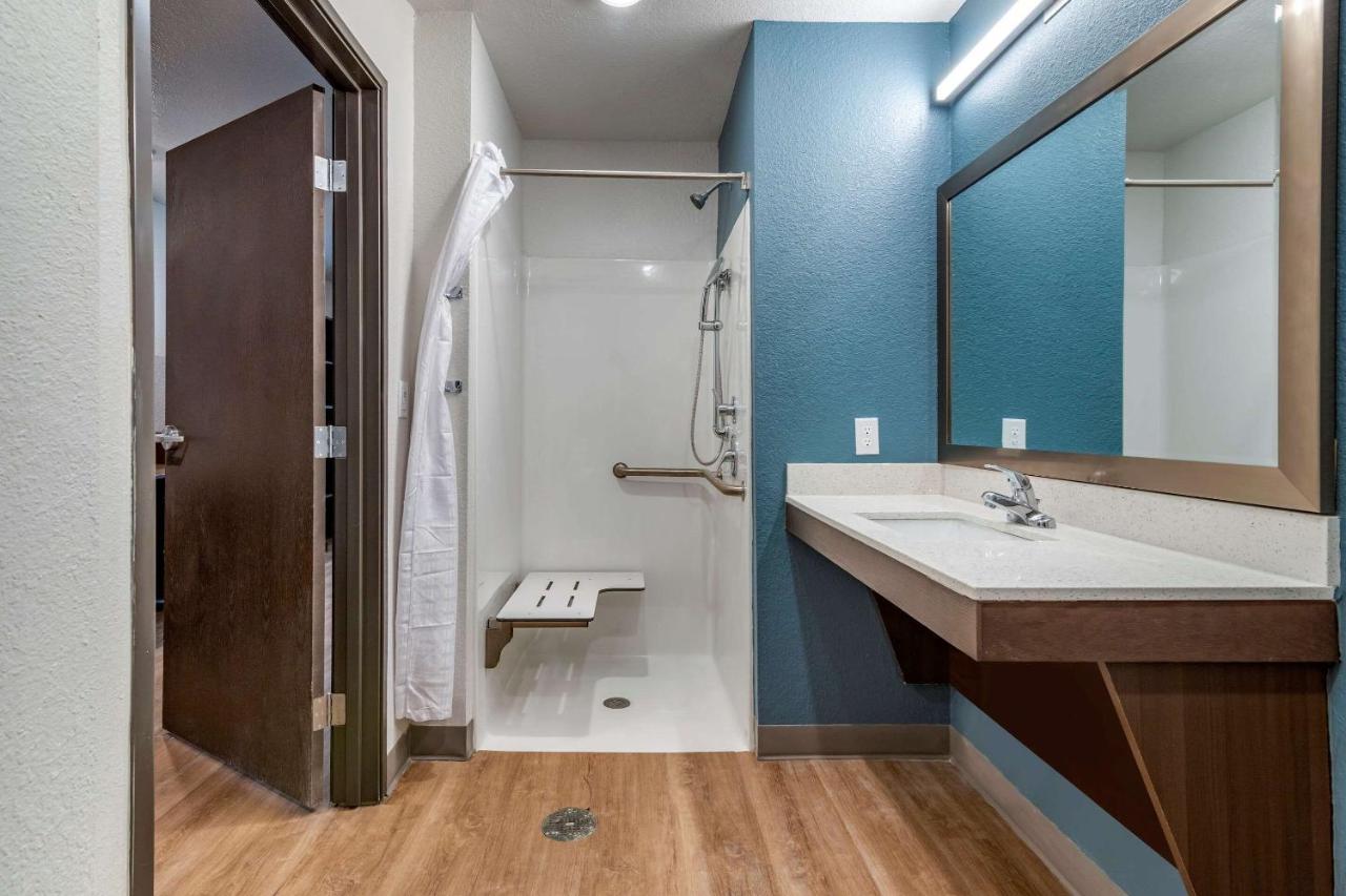 Woodspring Suites Brunswick Zewnętrze zdjęcie